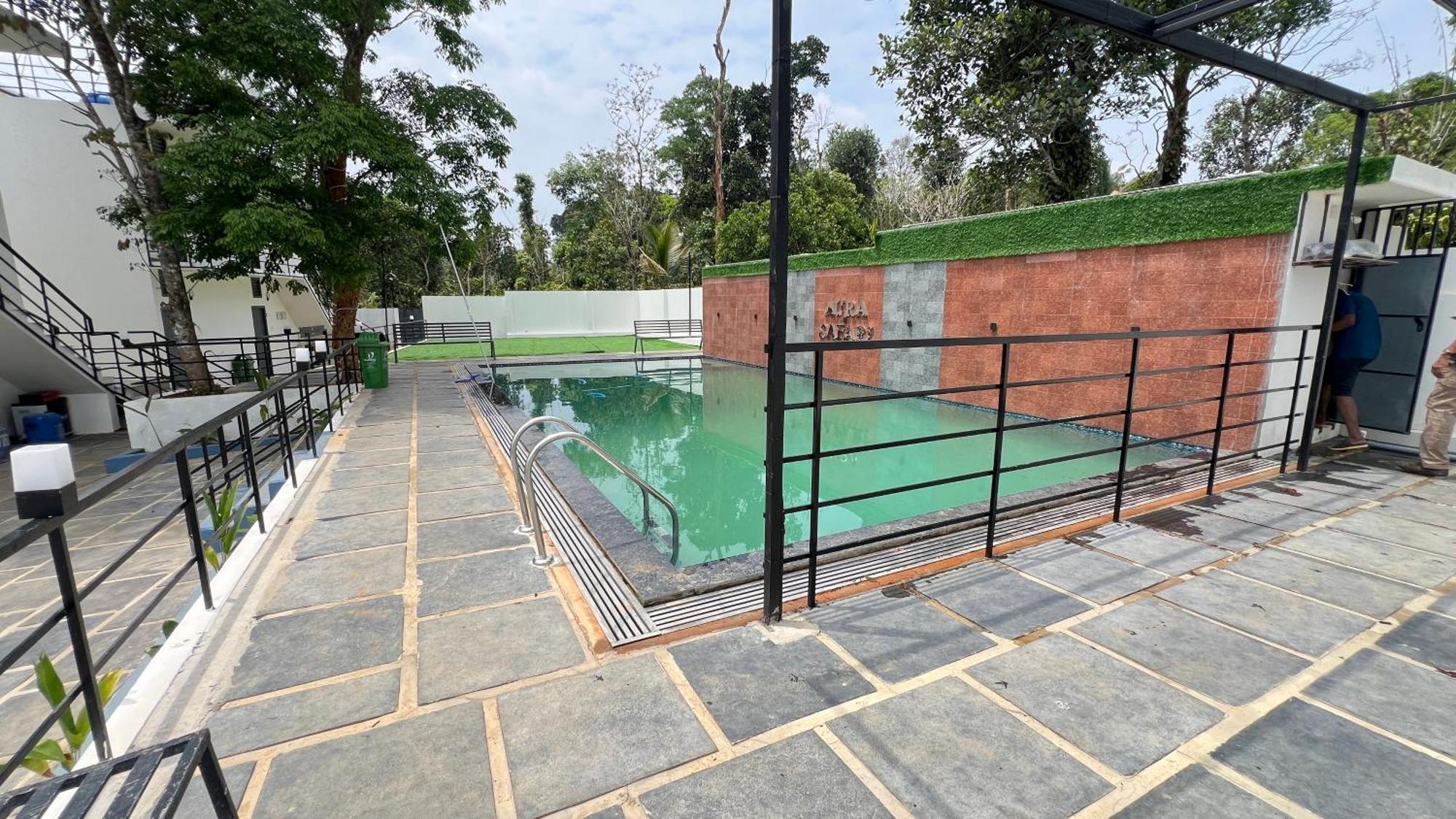 Aura Safari Hotel Vaduvanchal Bagian luar foto