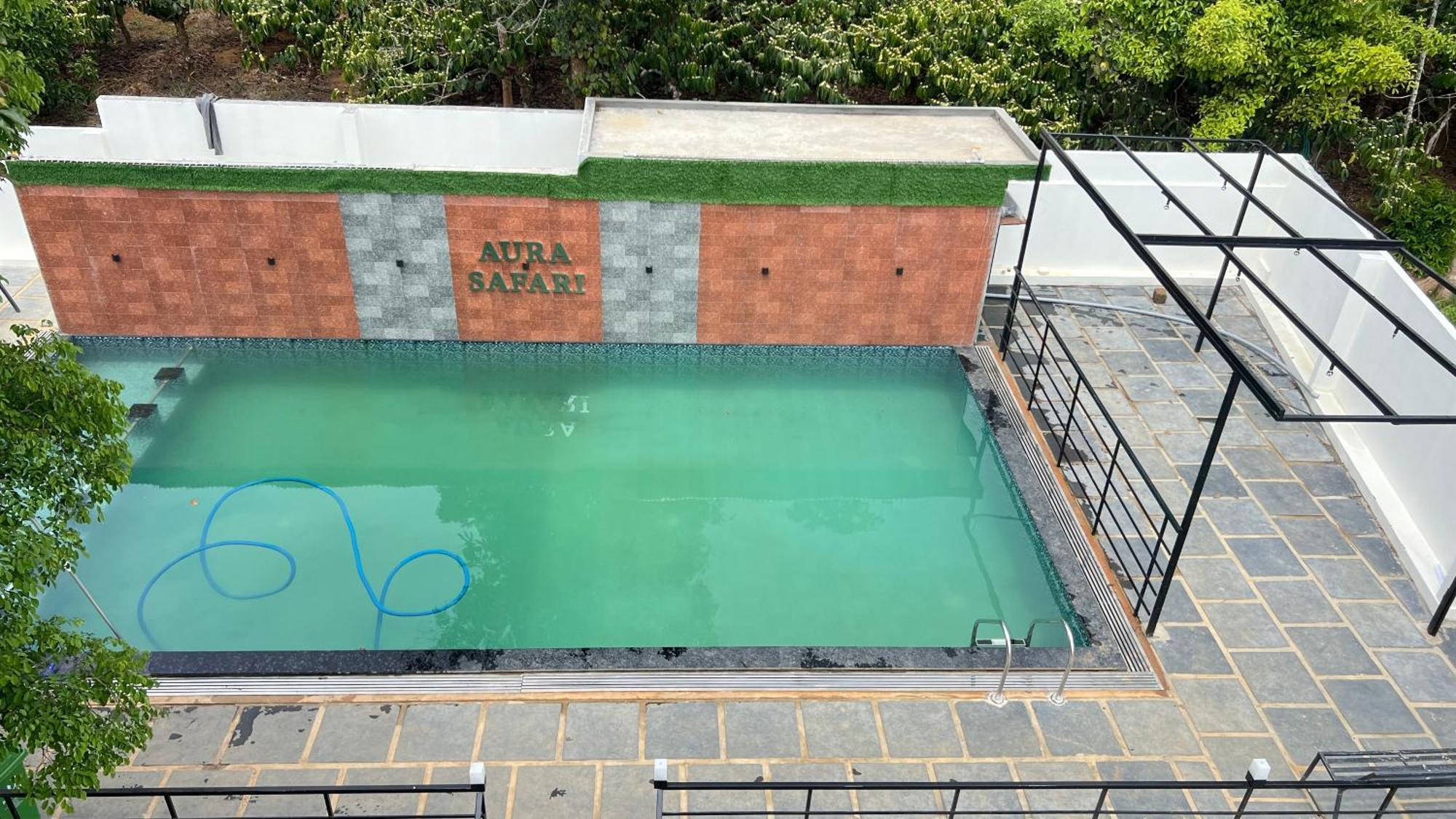 Aura Safari Hotel Vaduvanchal Bagian luar foto